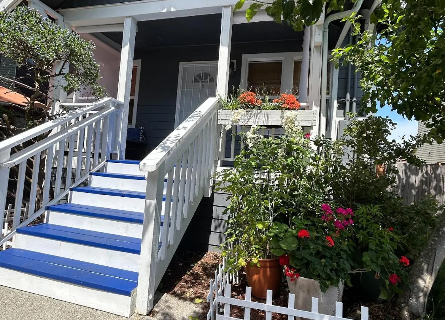 Quiet City Retreat Near Light Rail, Downtown & Stadiums! Seattle 0*,